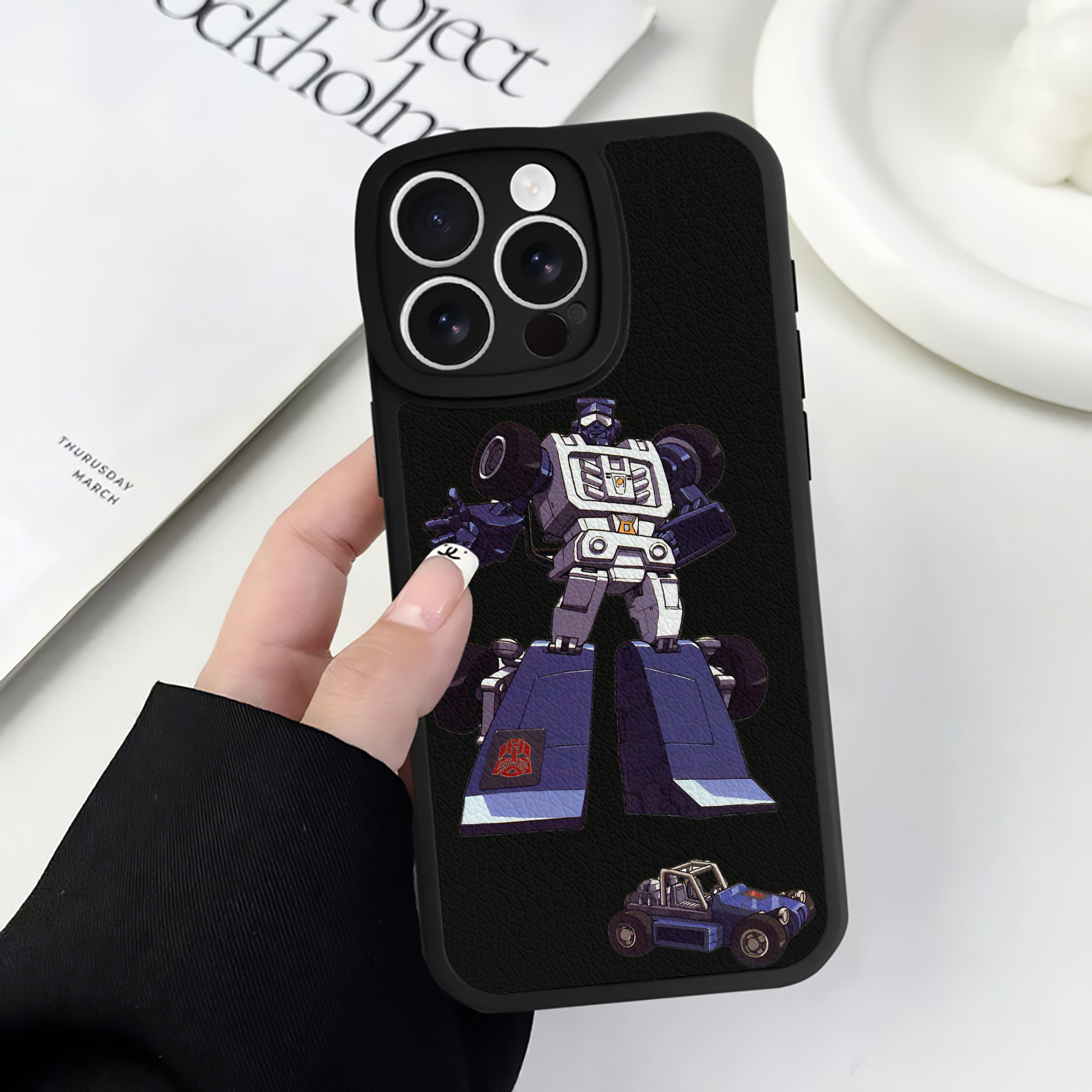 （画像用）  【iPhone 16シリーズ対応】シリコンスマホケース（レザー調） 材質：シリコン